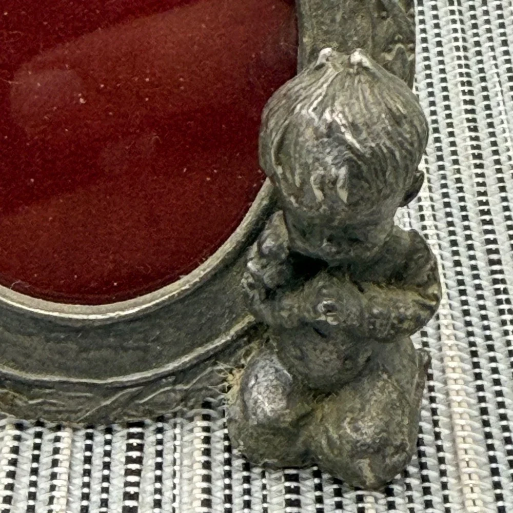 Vintage Religious Oval Picture Frame Cross Kneeling Boy Pewter Tone Metal 3.25in